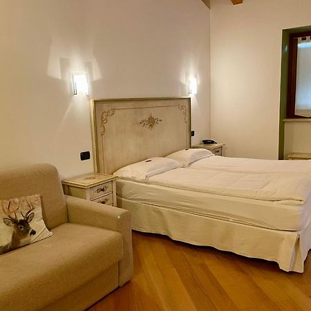 Relais Fontana Rosa B&B Wellness Caprino Veronese Exterior photo