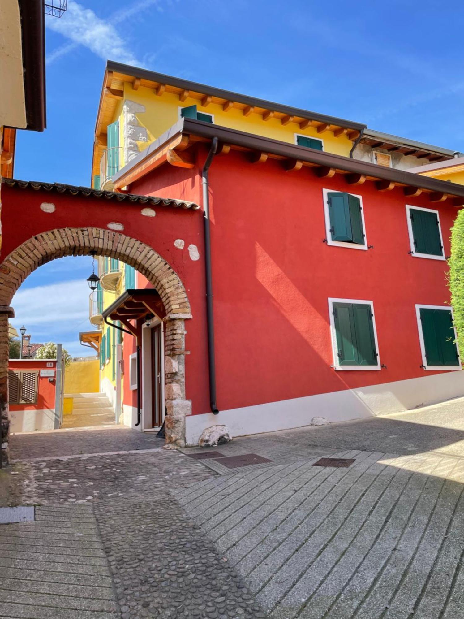 Relais Fontana Rosa B&B Wellness Caprino Veronese Exterior photo