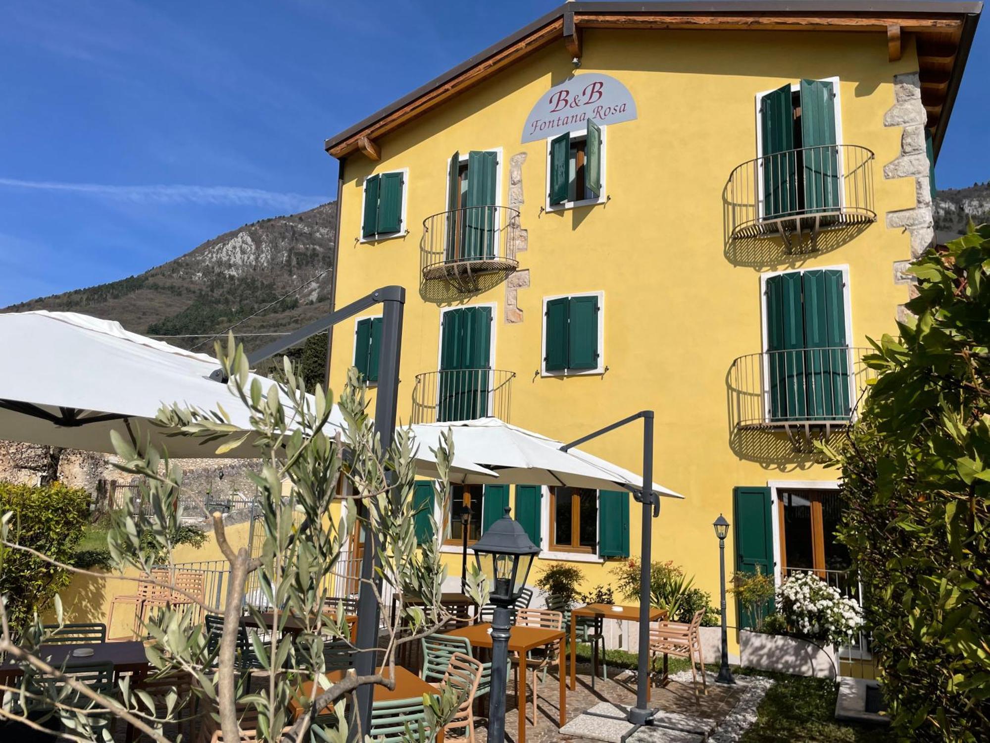 Relais Fontana Rosa B&B Wellness Caprino Veronese Exterior photo
