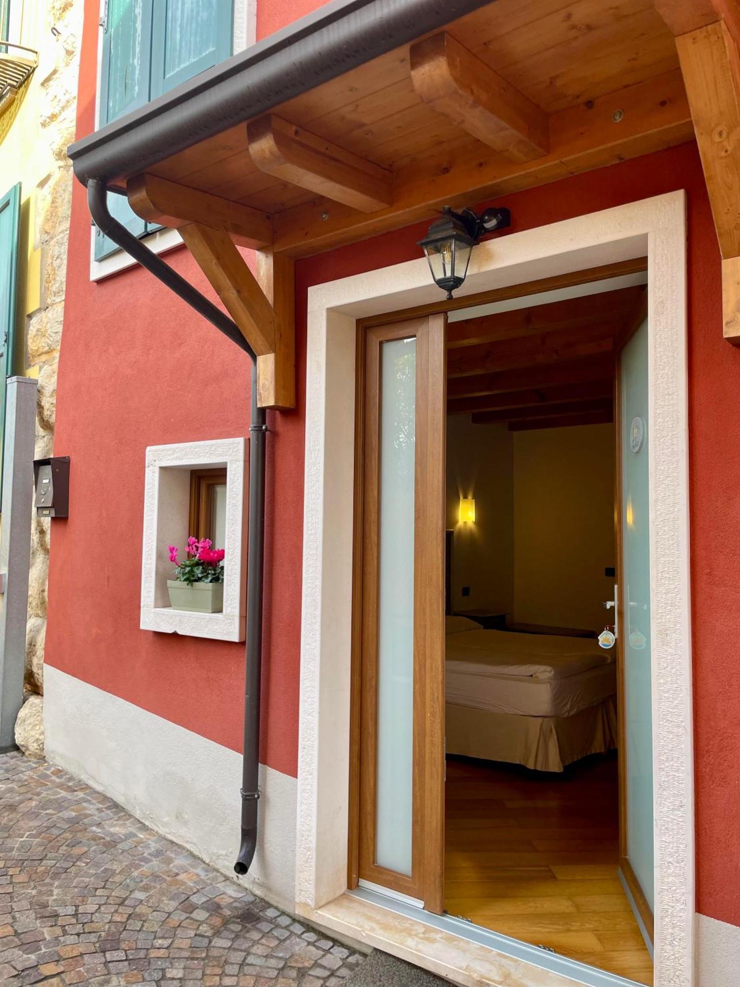 Relais Fontana Rosa B&B Wellness Caprino Veronese Exterior photo