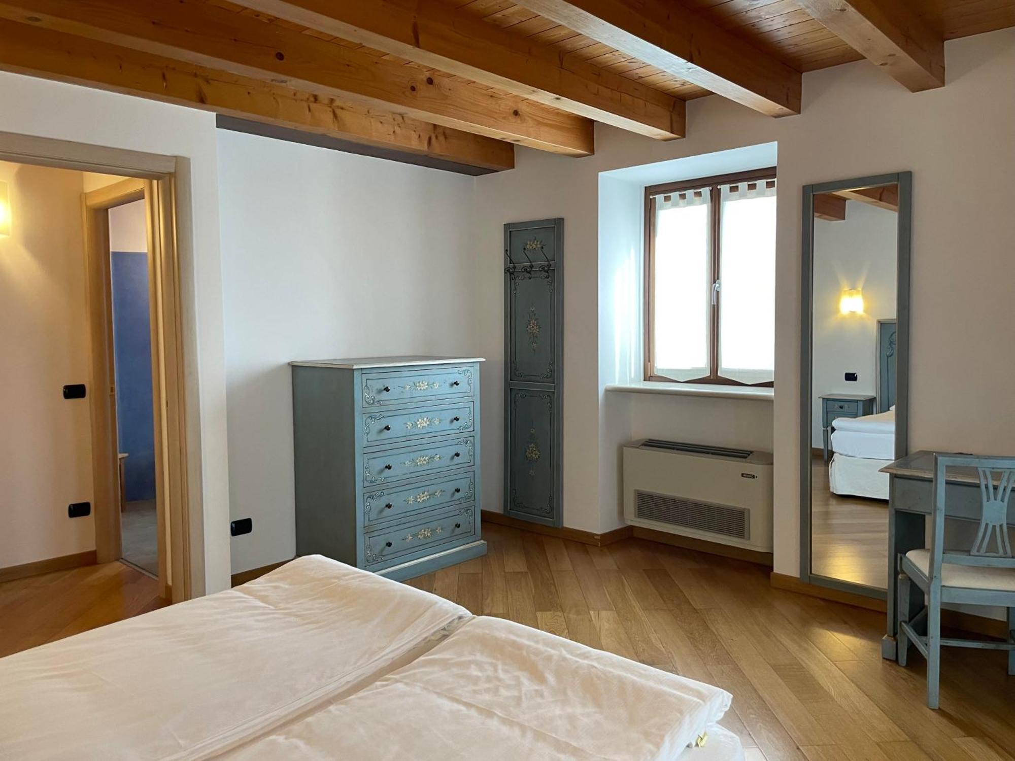 Relais Fontana Rosa B&B Wellness Caprino Veronese Exterior photo